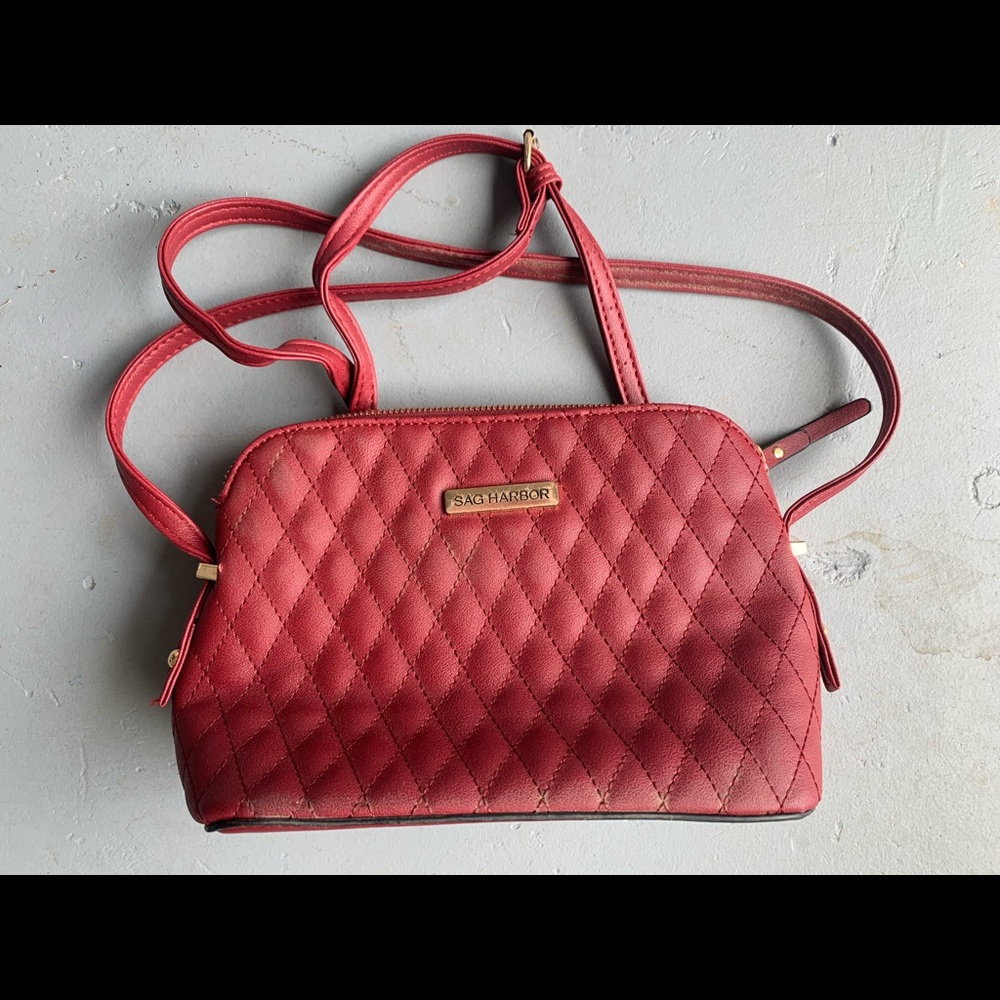 Red Sag Harbor  womens crossbody purse